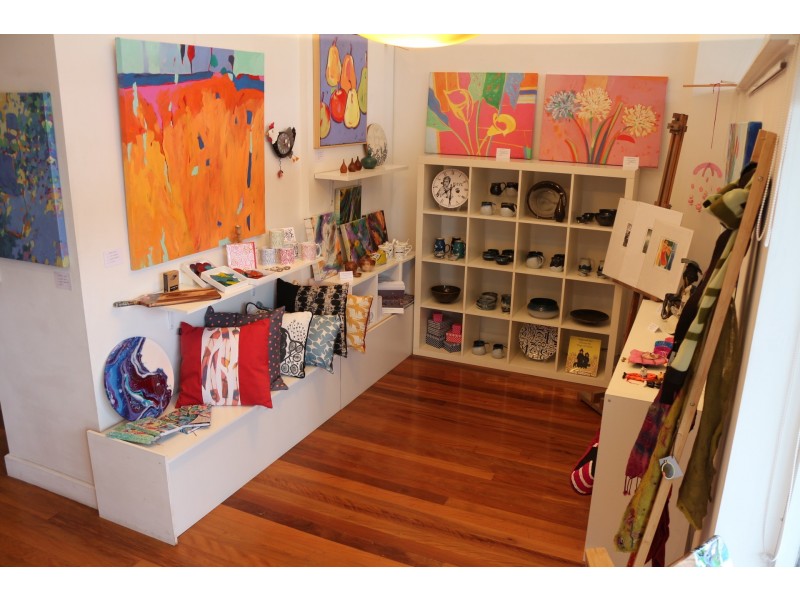 14 Wembley Avenue, Yarraville VIC 3013