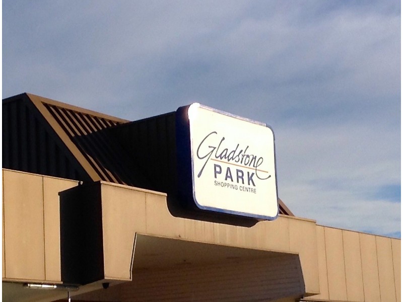 Shop 124/8-34 Gladstone Park Drive, Gladstone Park VIC 3043