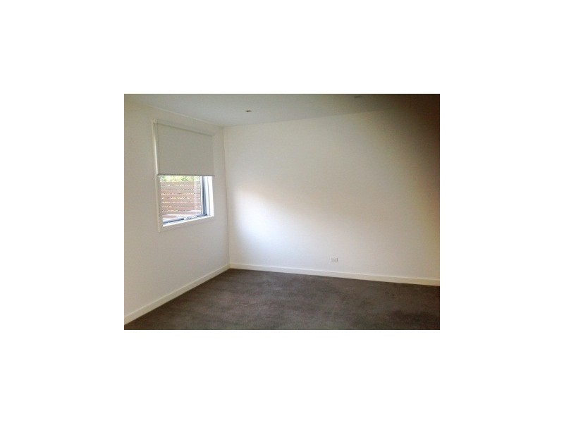 33/46 Eucalyptus Drive, Maidstone VIC 3012