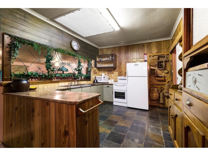 13 Surrey Street, Ringwood VIC 3134