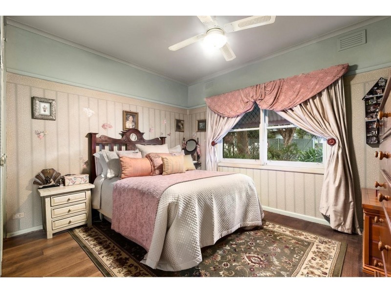 13 Surrey Street, Ringwood VIC 3134