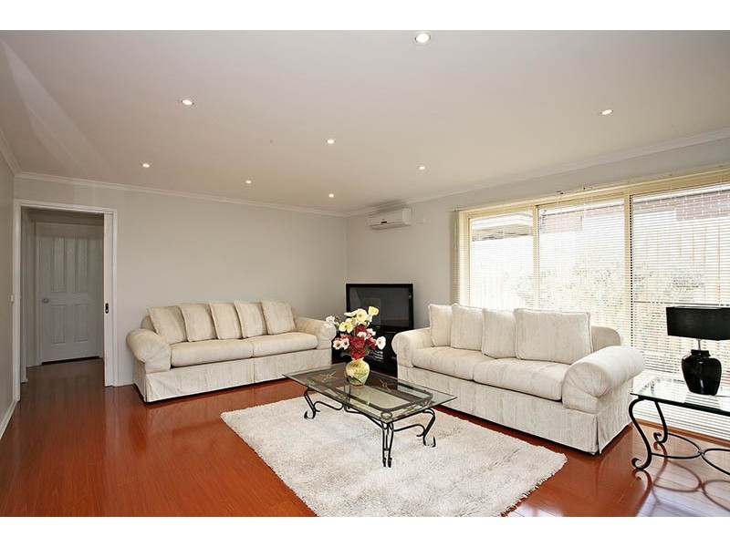 2/2 White St, Mordialloc VIC 3195
