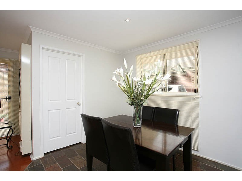 2/2 White St, Mordialloc VIC 3195