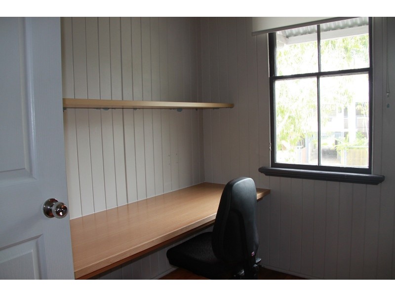 79 Broadway Street, Woolloongabba QLD 4102