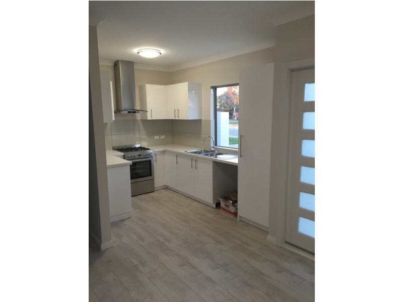 49C Woodchester Road, Nollamara WA 6061