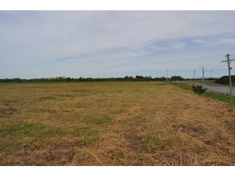 21 Kenzey Street, North Mackay QLD 4740