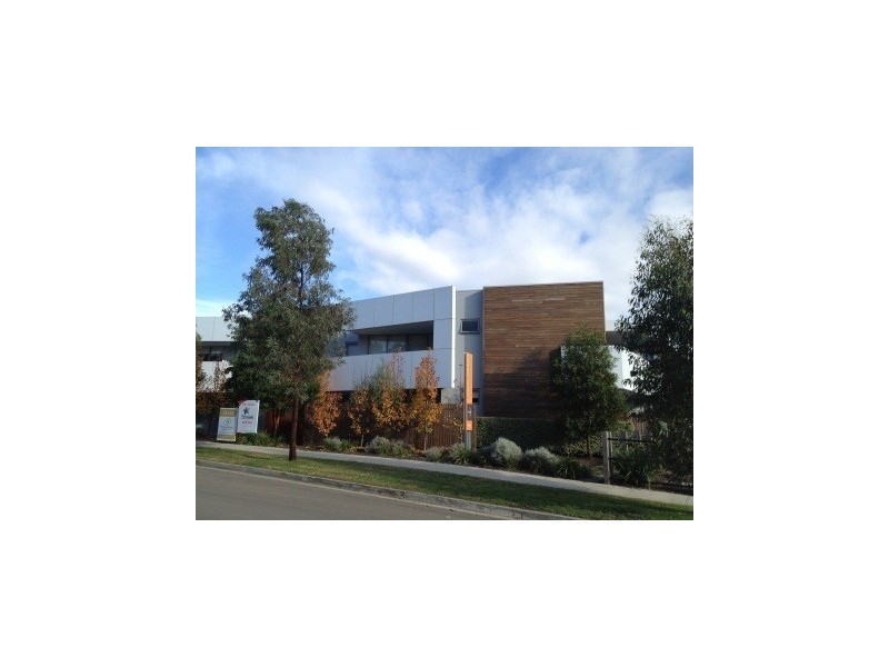 14/2 Eucalyptus Drive, Maidstone VIC 3012