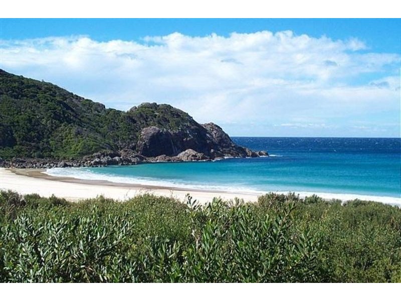 77 Boomerang Drive, Boomerang Beach NSW 2428