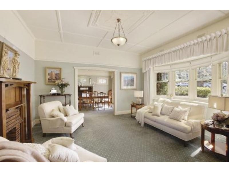 88 Locksley Rd, Ivanhoe VIC 3079