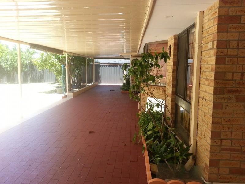 7 Newgate Street, Alexander Heights WA 6064