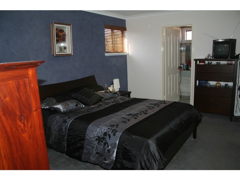 8 Swan Bank Road, Maylands WA 6051