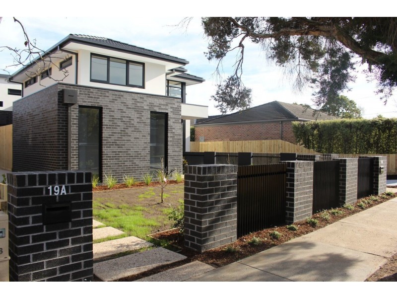 19A Park Lane, Mount Waverley VIC 3149