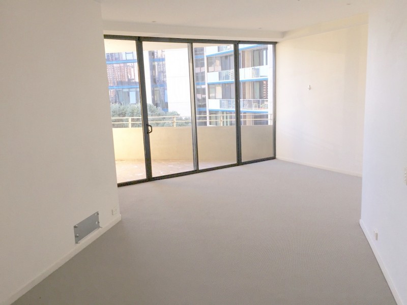 806/15 Caravel Lane, Docklands VIC 3008