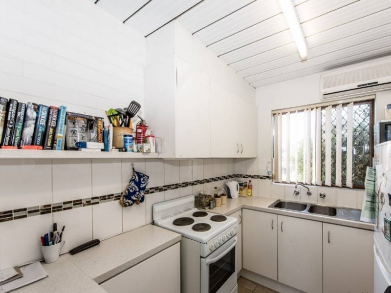 4/125 Railway Street Bluffpoint, Geraldton WA 6530