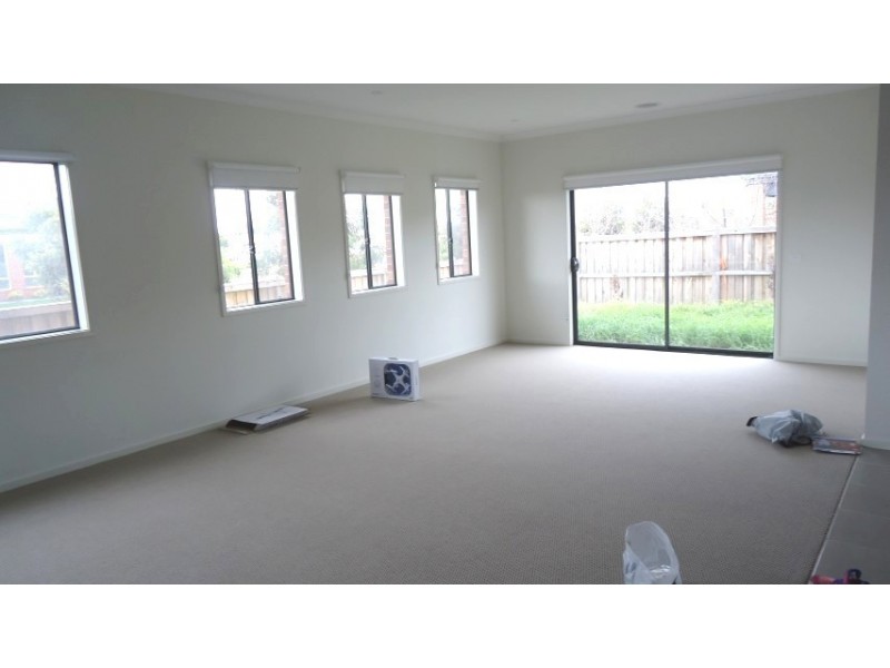 16 Astra Avenue, Truganina VIC 3029