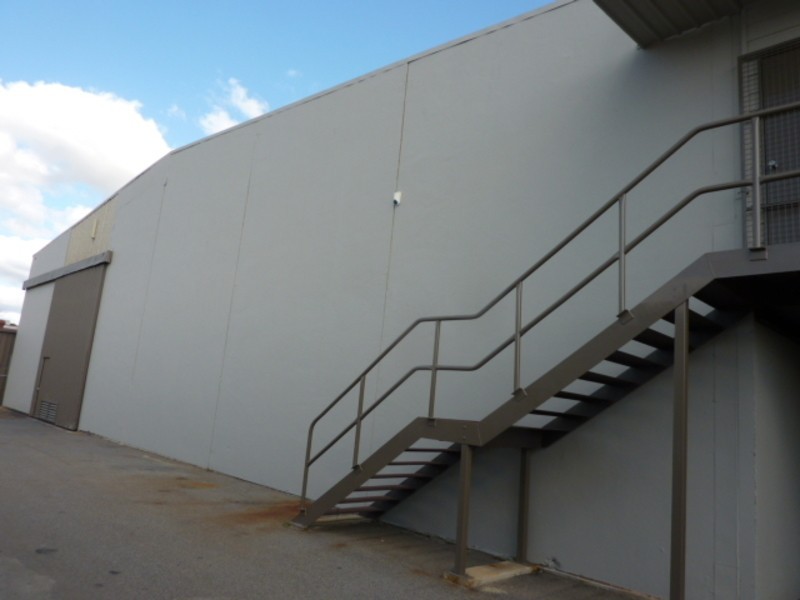 11/13 Church Road, Maddington WA 6109