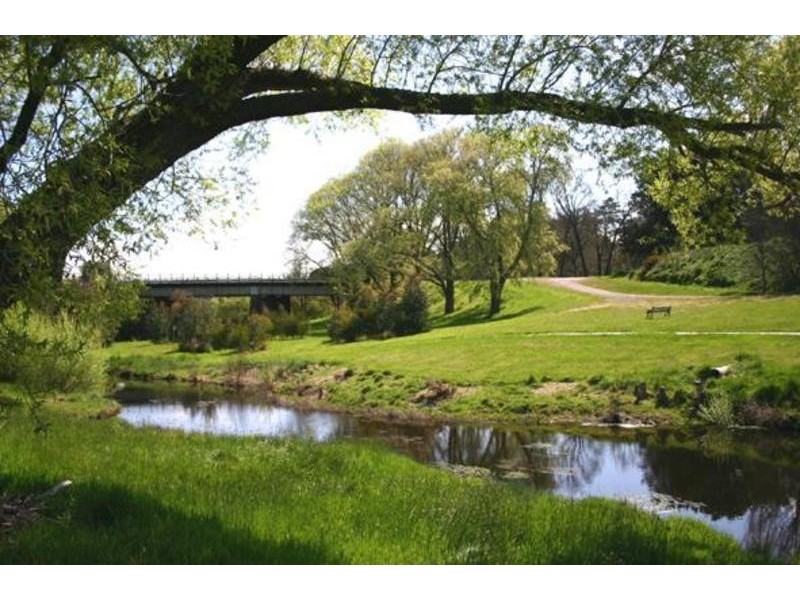 50 player drive, Narre Warren VIC 3805