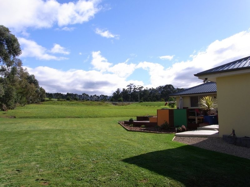 9 Glory Place, Kingston TAS 7050