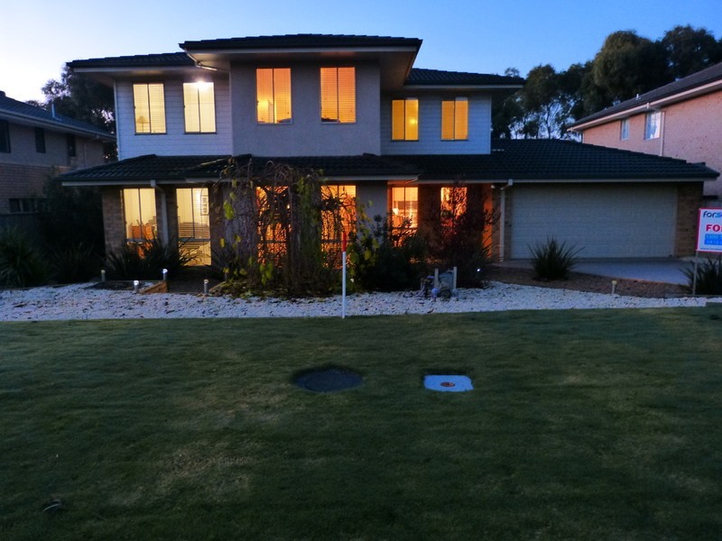 9 Commonwealth Terrace, Sandhurst VIC 3977