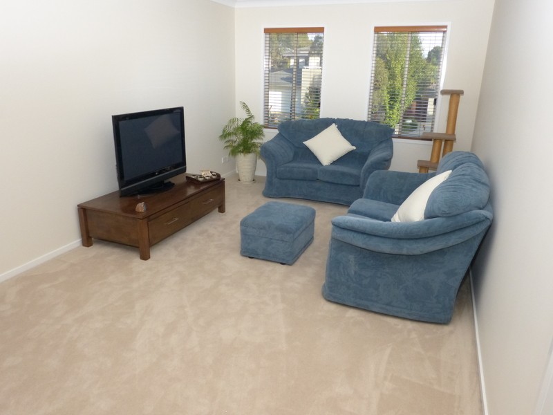 9 Commonwealth Terrace, Sandhurst VIC 3977