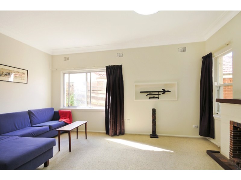 71 Abingdon Rd, Roseville NSW 2069