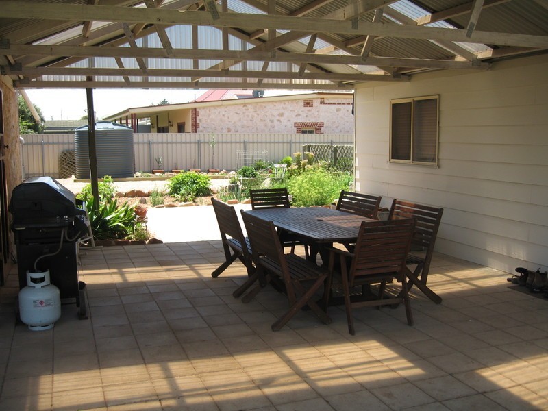 38 Fifth St, Ardrossan SA 5571