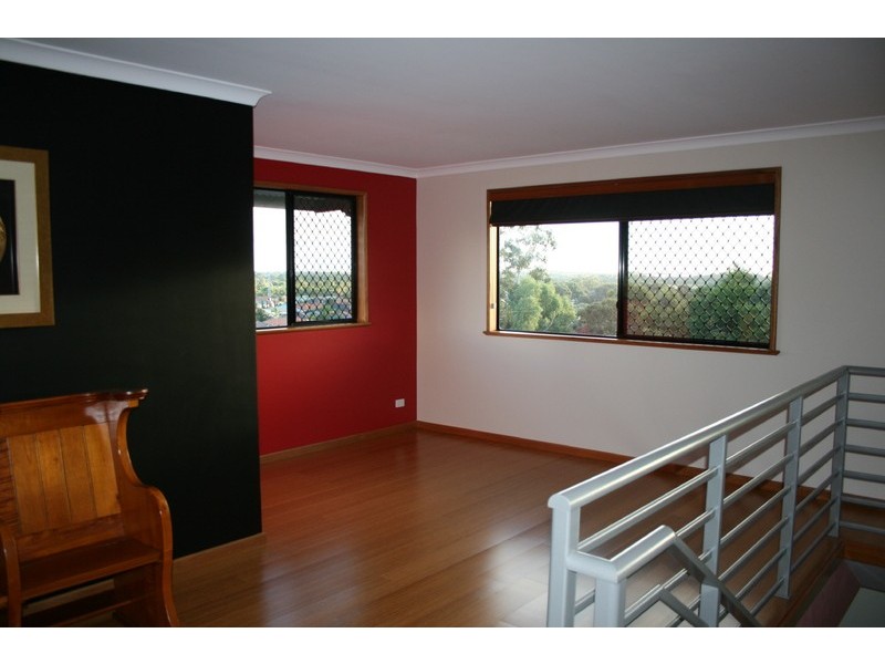 25 Marchant Drive, Bibra Lake WA 6163