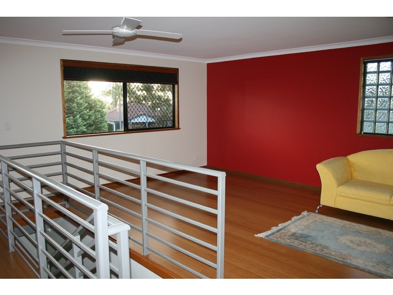 25 Marchant Drive, Bibra Lake WA 6163