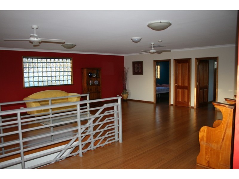 25 Marchant Drive, Bibra Lake WA 6163