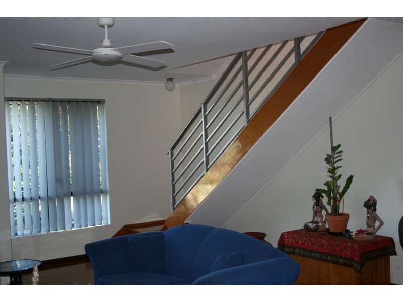 25 Marchant Drive, Bibra Lake WA 6163