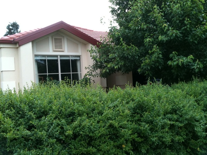 35 Blakeville Drive, Caroline Springs VIC 3023