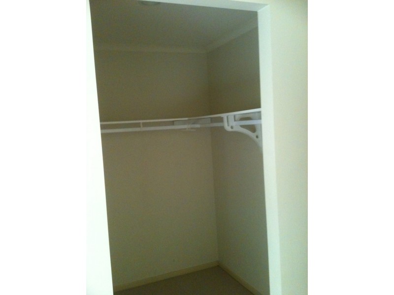 35 Blakeville Drive, Caroline Springs VIC 3023