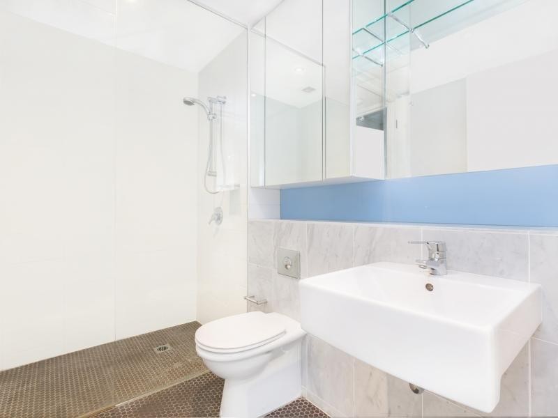 4304/6 Alexandra Drive, Camperdown NSW 2050