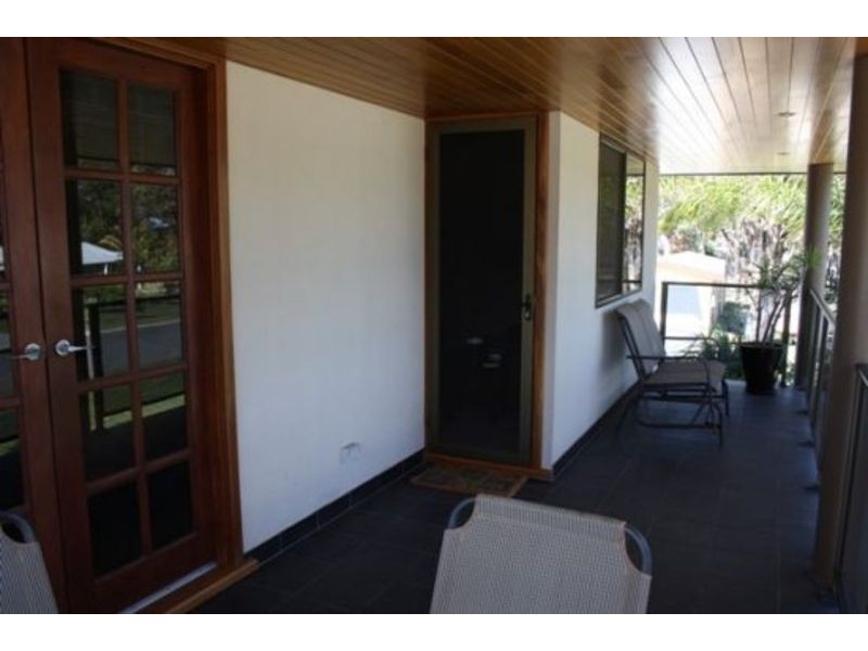 8 Ninda St, Coodanup WA 6210