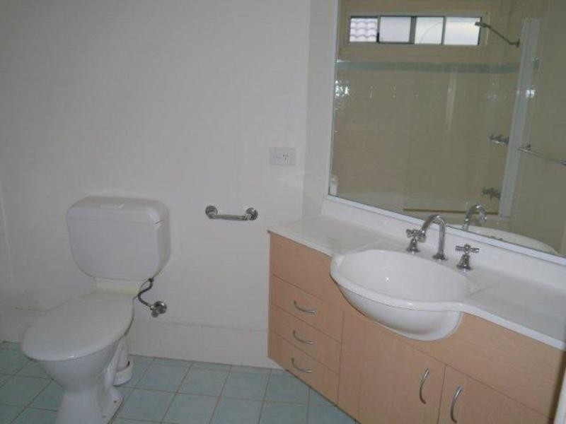 4a  Charles St, Ourimbah NSW 2258