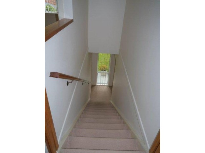 4a  Charles St, Ourimbah NSW 2258