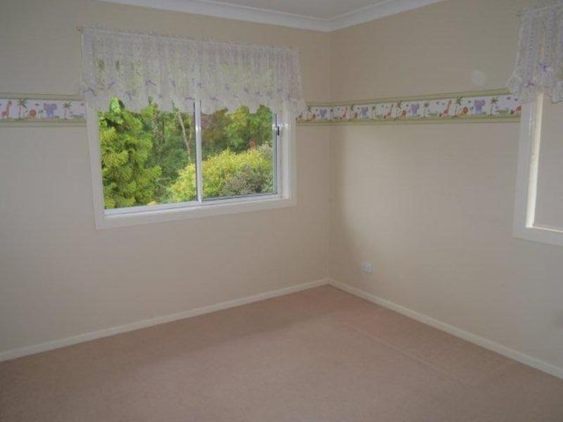 4a  Charles St, Ourimbah NSW 2258
