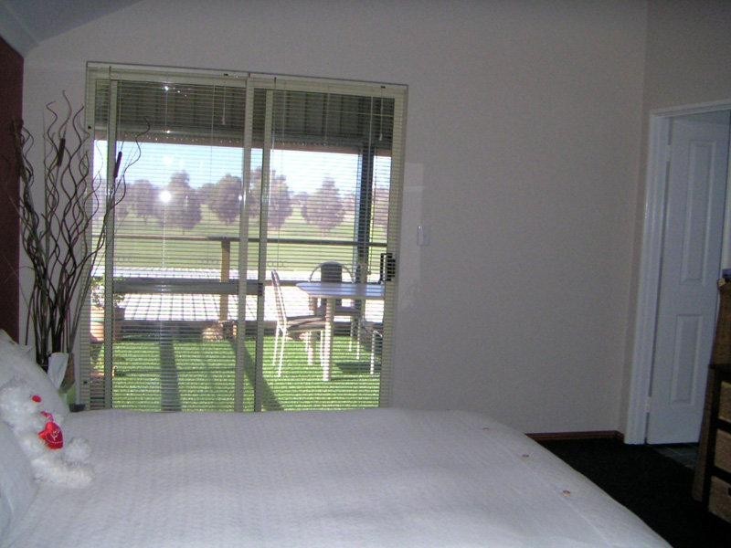 17 Mcguire Road, Broomehill WA 6318