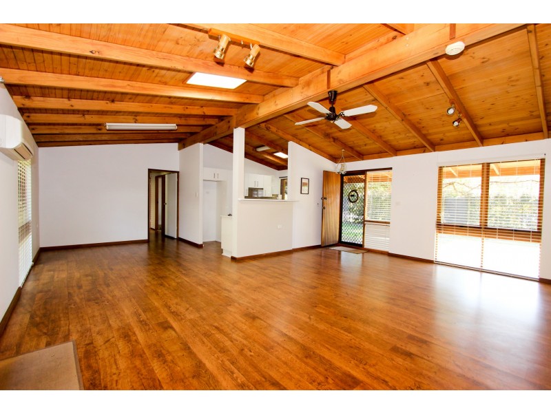 65 King Albert Avenue, Tanilba Bay NSW 2319