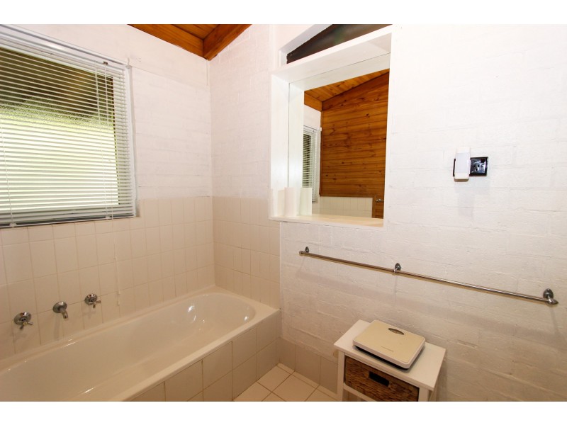 65 King Albert Avenue, Tanilba Bay NSW 2319