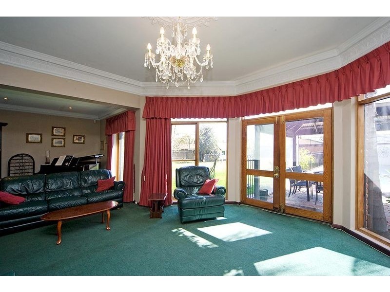 8 Alexander Avenue, Ashford SA 5035