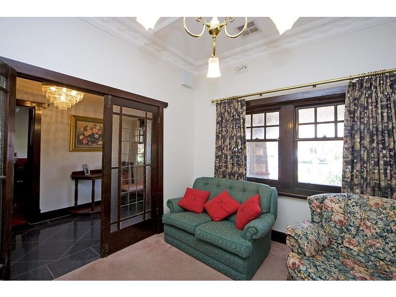 8 Alexander Avenue, Ashford SA 5035