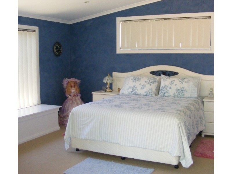 25 Broughton Street, Tumut NSW 2720