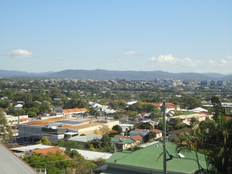 9/33 Curd Street, Greenslopes QLD 4120