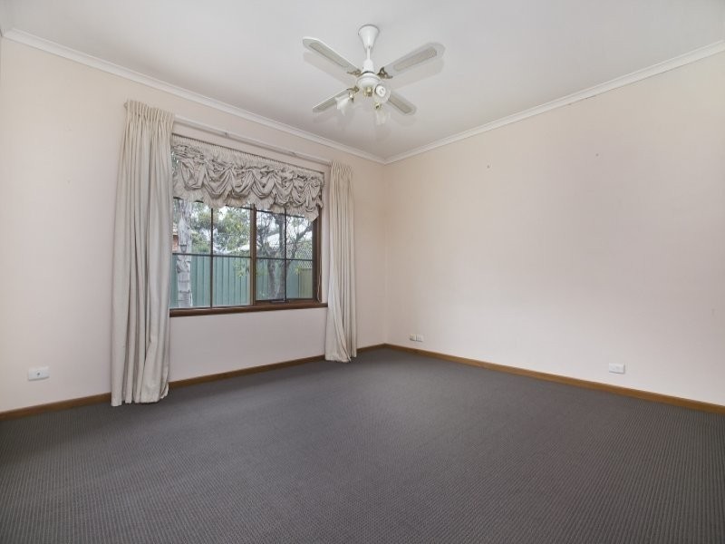 12 Avenue Road, Cumberland Park SA 5041