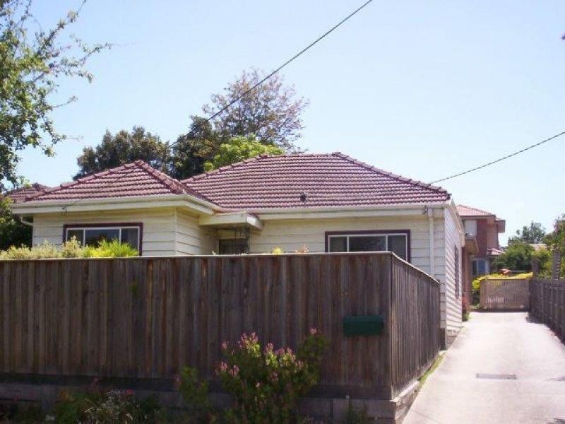 1/5 Arnott Steet, Clayton VIC 3168