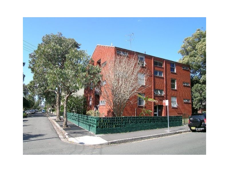 8/15 Macquarie Terrace, Balmain NSW 2041