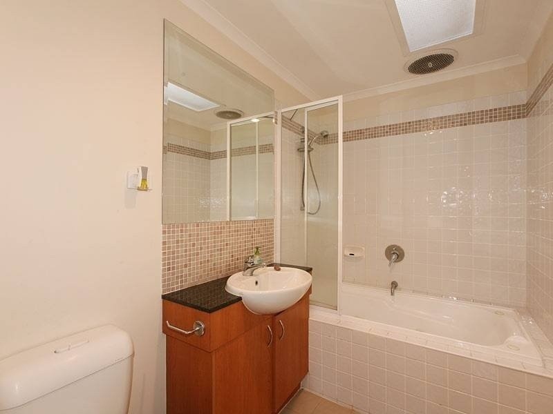 68 Kynoch Lane, Maribyrnong VIC 3032