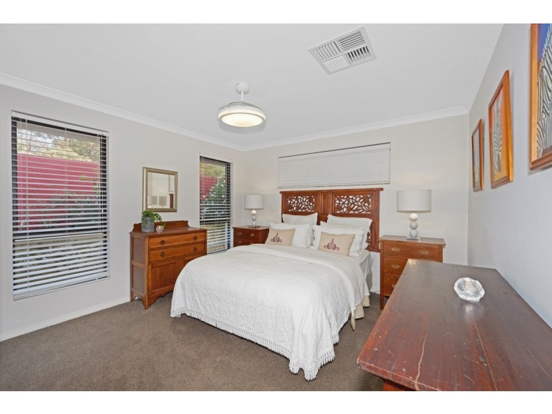 1 Summer Drive, Dawesville WA 6211