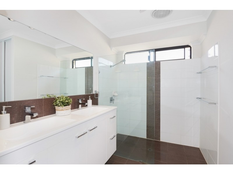 1 Summer Drive, Dawesville WA 6211